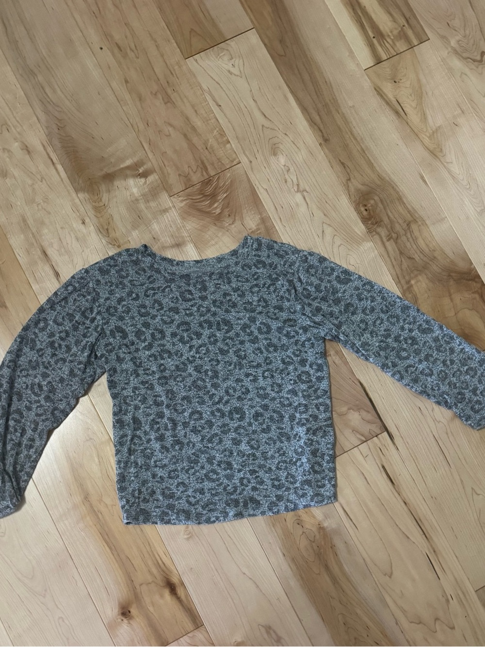 Cat & Jack Grey Leopard-Print Long Sleeve Tee